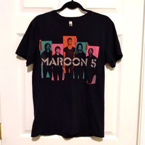 Maroon 5 Concert Tee Shirt 2013 medium